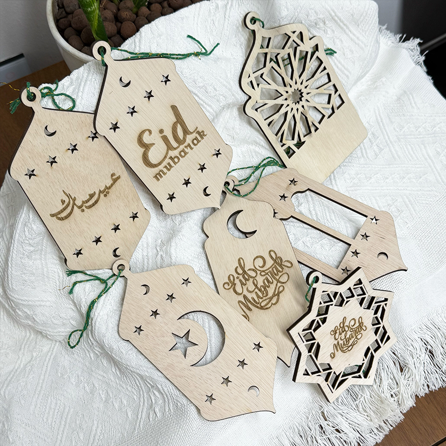 Hari raya ornaments